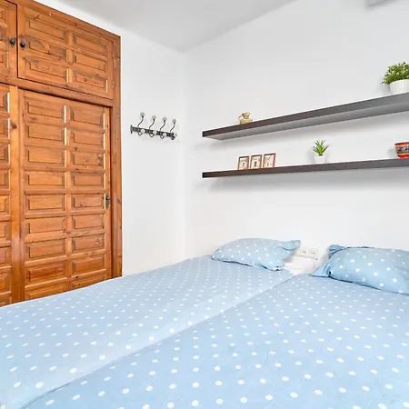 Calle Isabel 13 Apartment